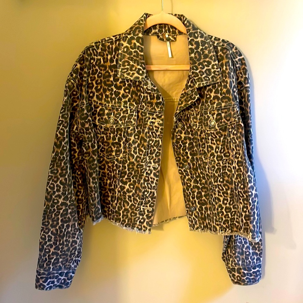 Free People leopard denim jacket. Size S.